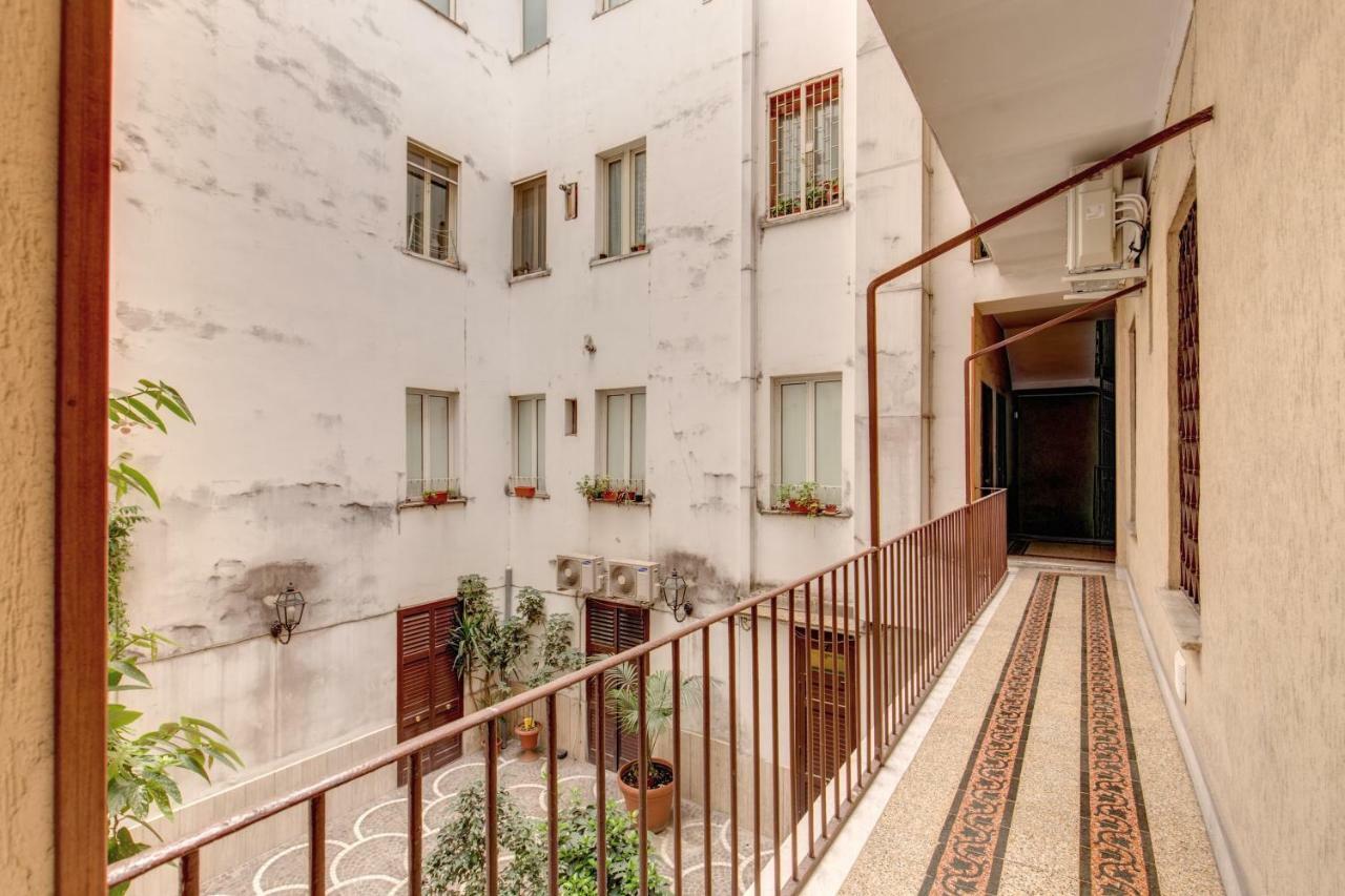 Domus Vita Romana, Rome